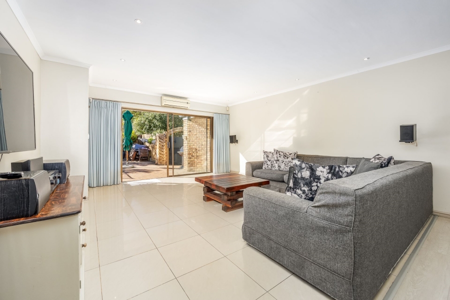 4 Bedroom Property for Sale in Tara Western Cape